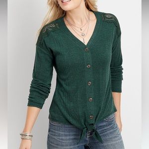 Maurice’s green lightweight sweater